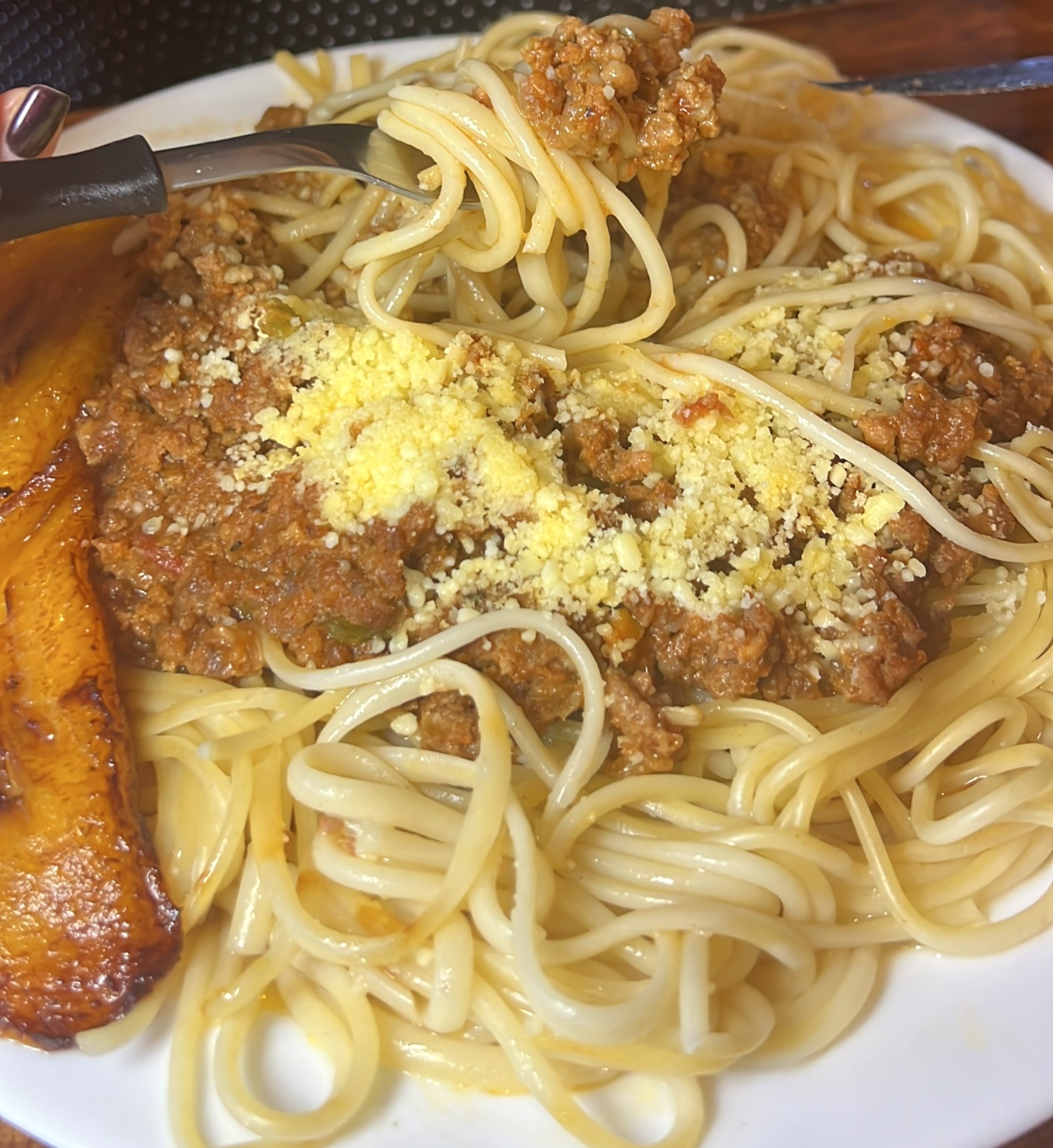 Pasta con carne molida