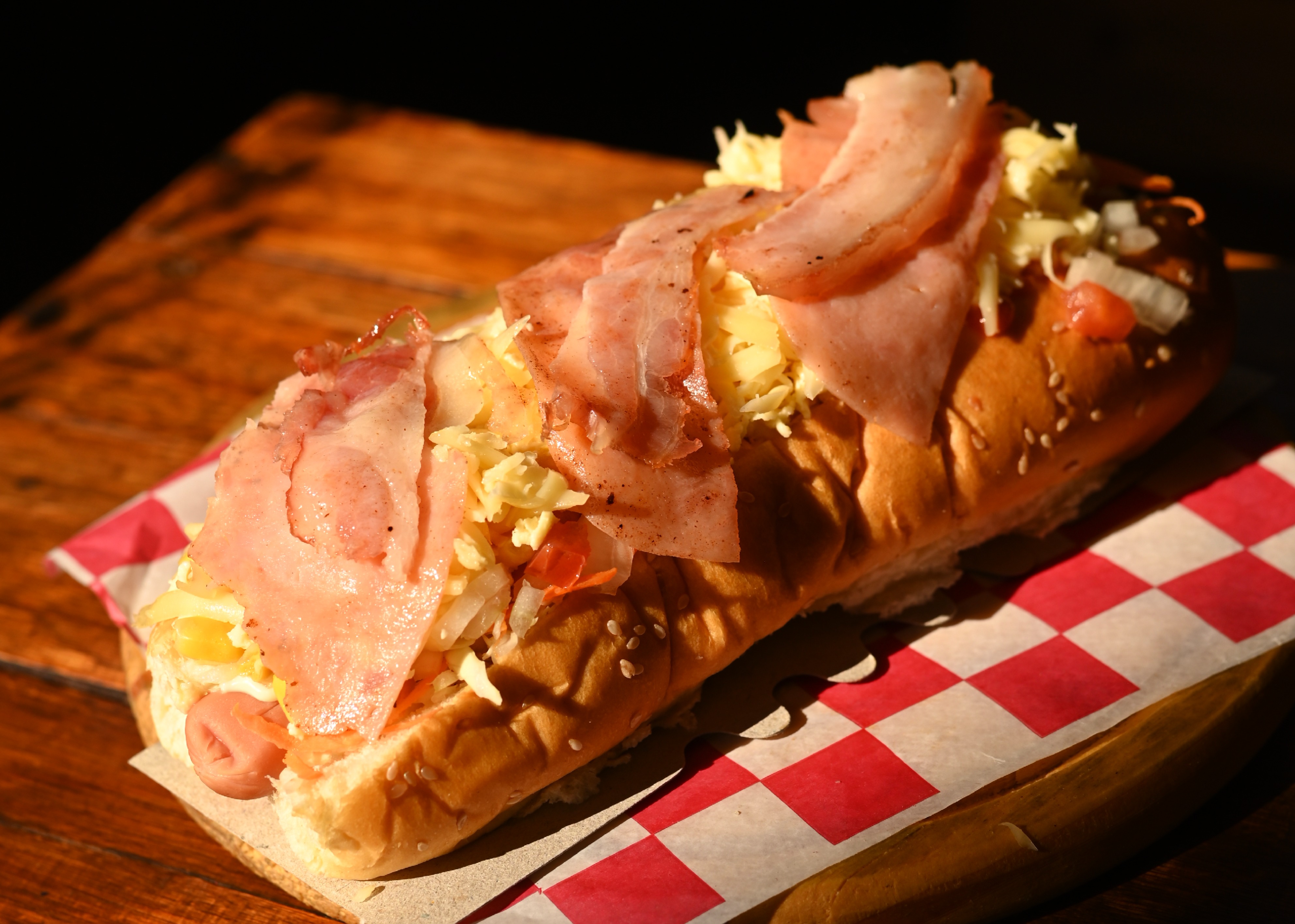 Perros Calientes chévere con salchicha viena