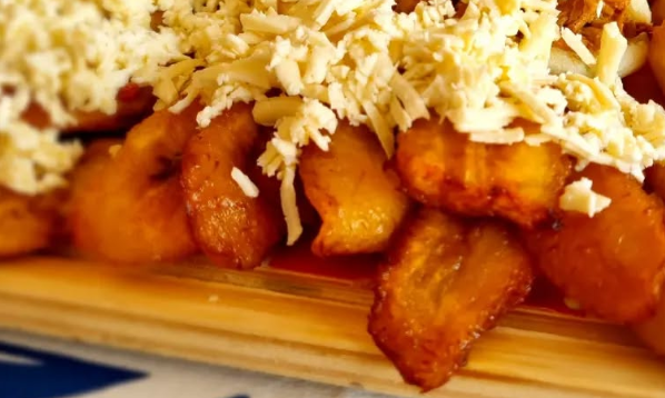 Docena de tajadas con queso llanero